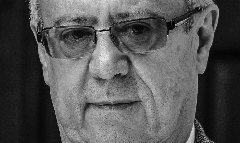 Murió Carlos Urzúa, exsecretario de Hacienda con AMLO