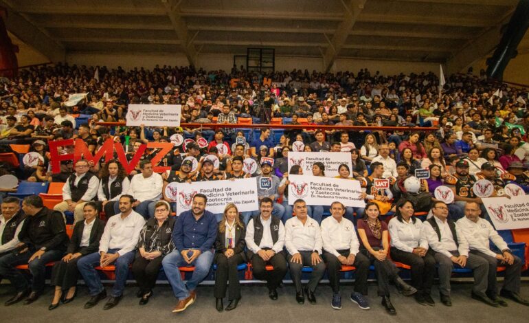 Celebra la UAT con éxito la Expo Juventud Universitaria.