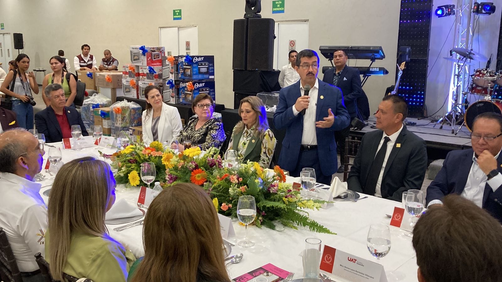 Destaca el rector Dámaso Anaya su reconocimiento a docentes  de la UAT