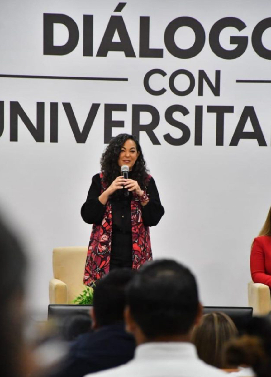 En la UAT Olga Sosa presenta ejes de buen gobierno, desarrollo sostenible y bienestar de Morena.