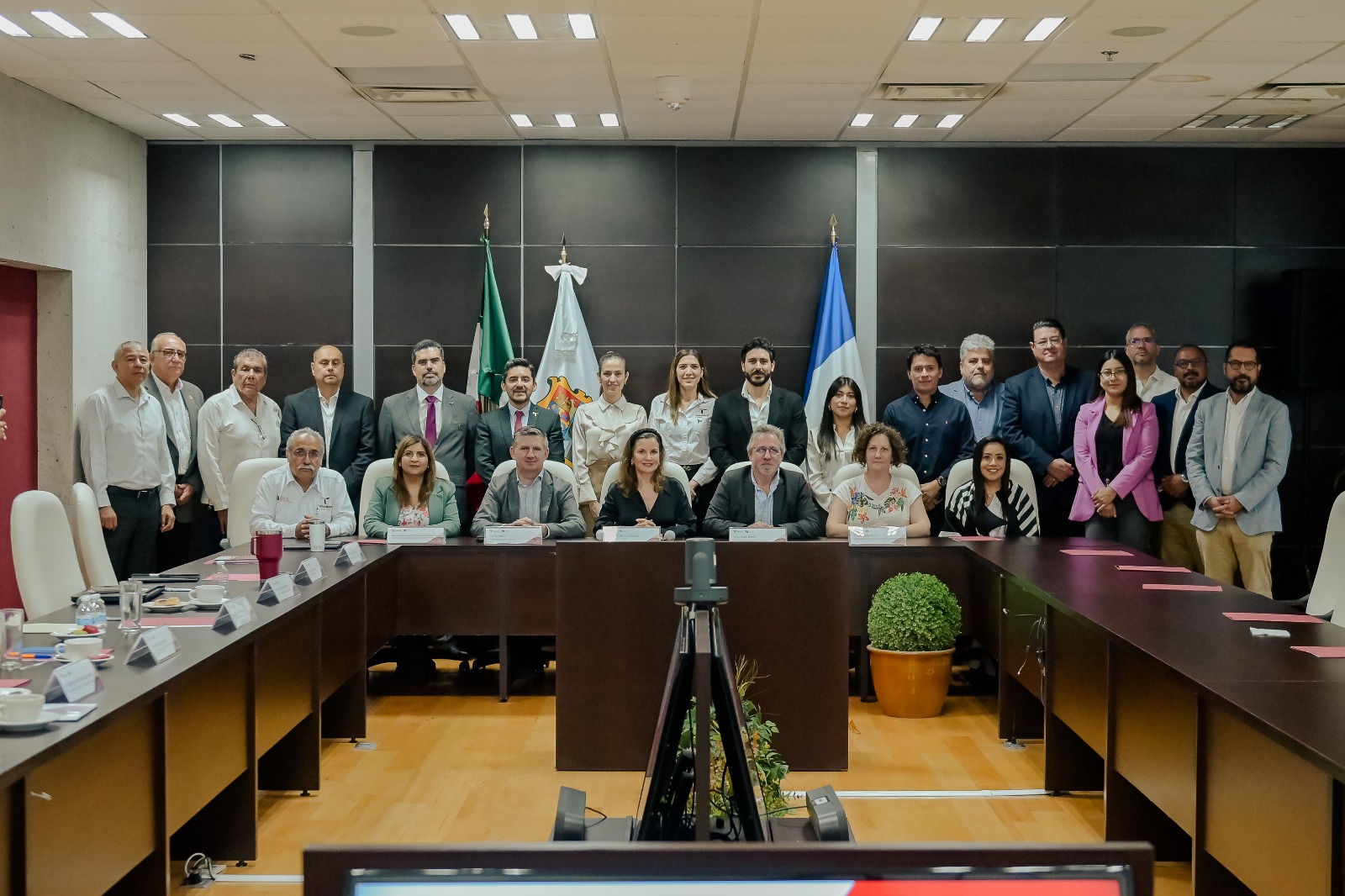 Promueve Secretaría de Economía inversión de empresas francesas en Tamaulipas.