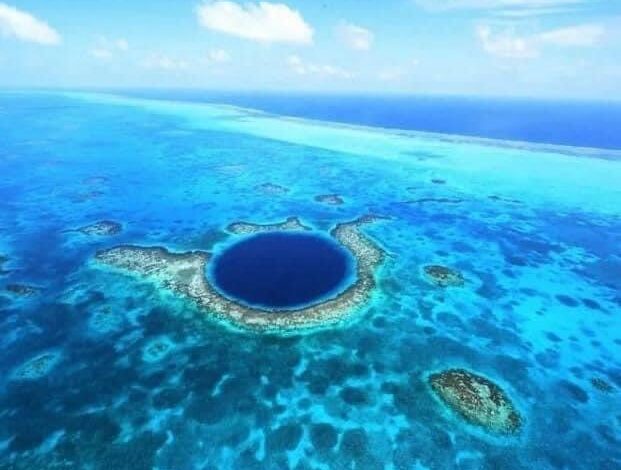 Viral | Hallan una cueva submarina tan profunda que no saben dónde está el fondo.