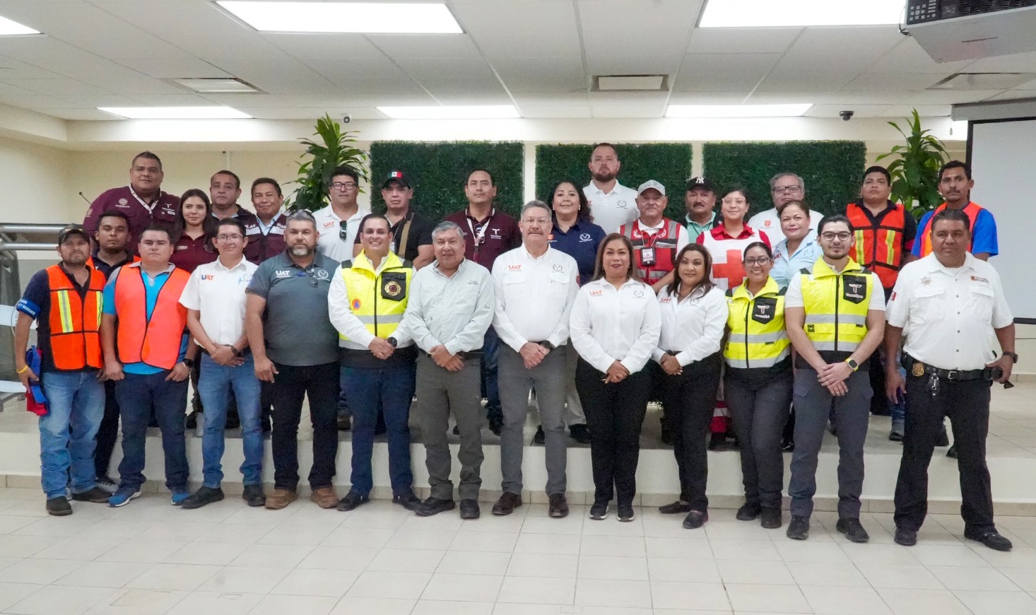 Fortalece la UAT medidas de protección civil para actuar en  emergencias.