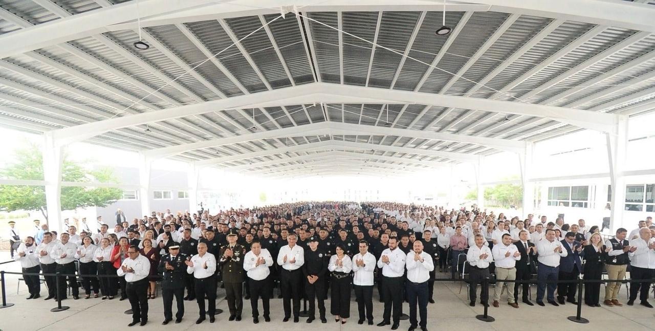 Techumbre inaugurada en la USJT por gobernador ofrece espacio digno para prácticas de cadetes y alumnos.