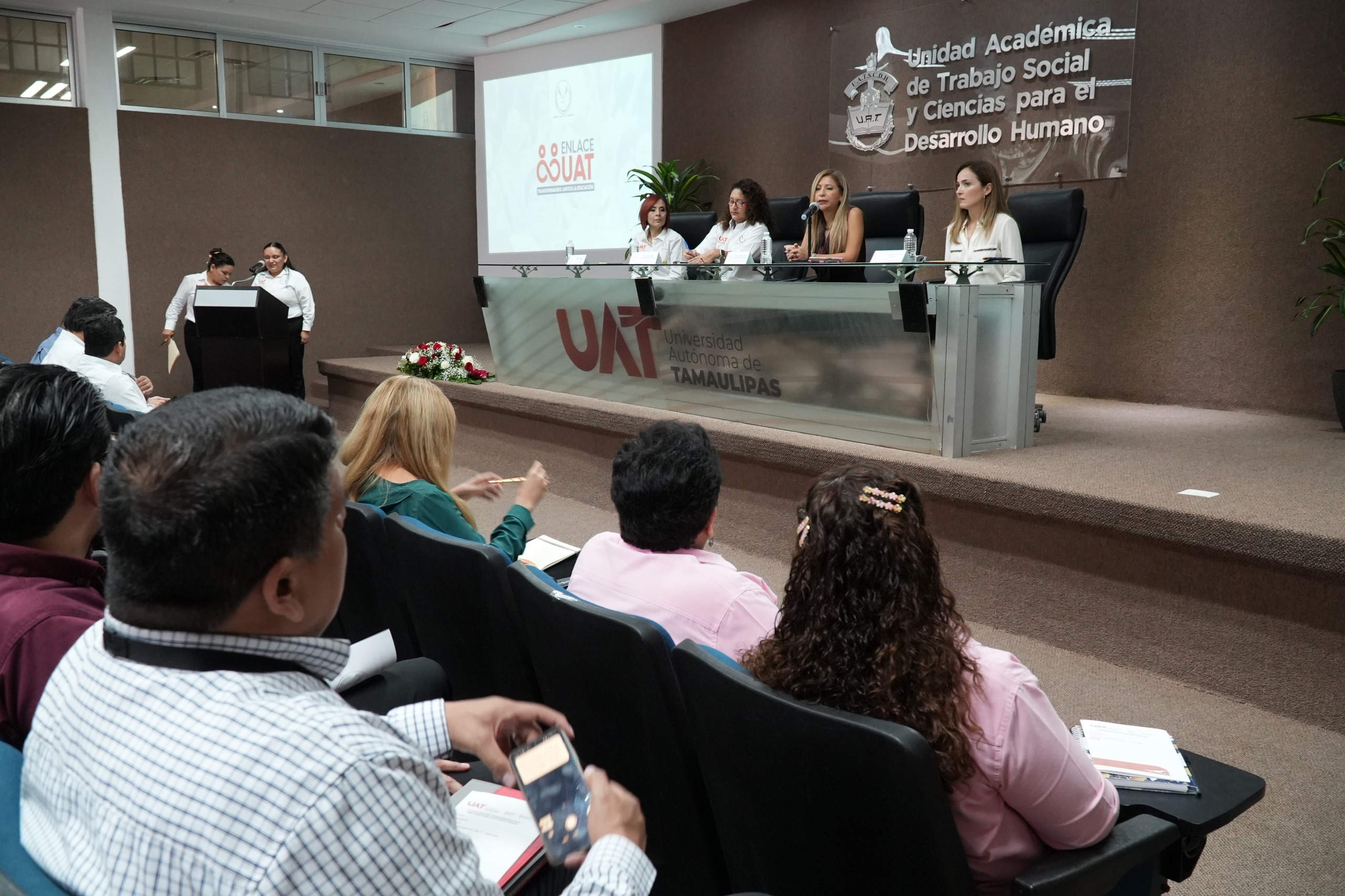 Reforzará la UAT formación de jóvenes para ingresar al nivel  superior.