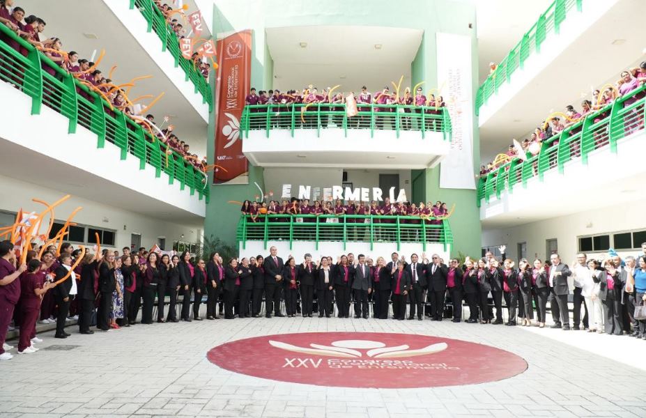 La UAT es referente en la formación de profesionales de la  enfermería: Rector