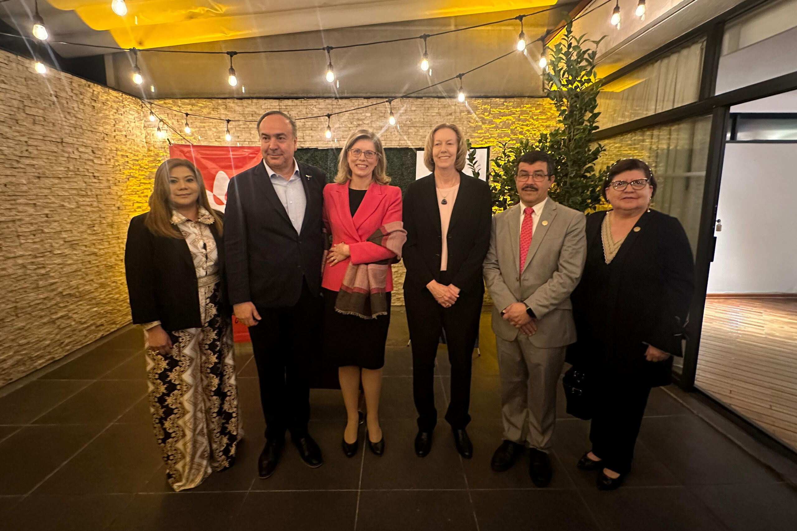 La UAT y la Embajada de Australia fortalecen su cooperación  académica y de investigación