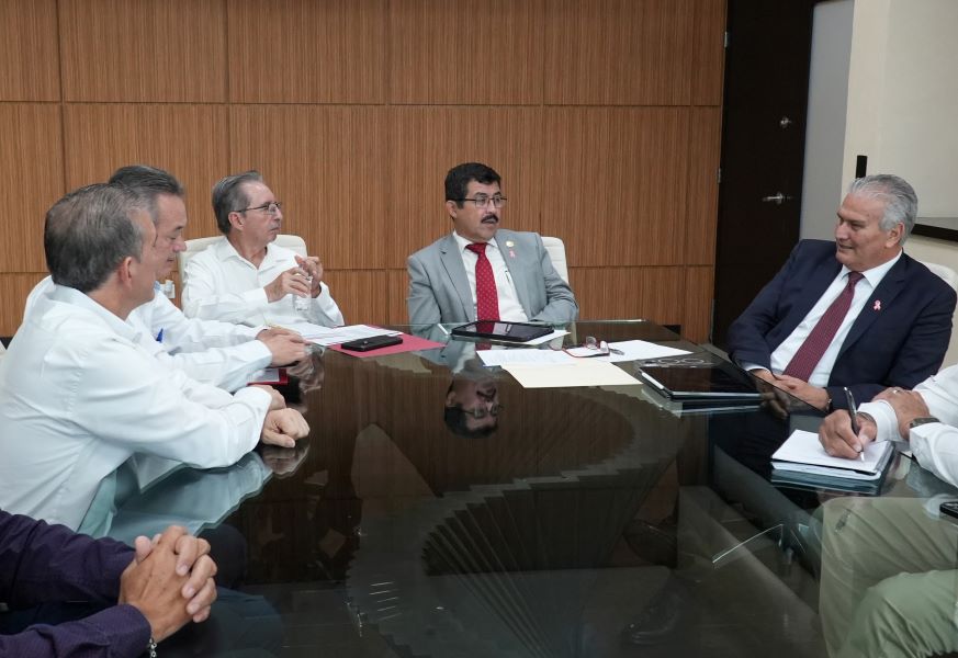 La UAT y la Secretaría de Salud fortalecen el mejoramiento de la  enseñanza médica.