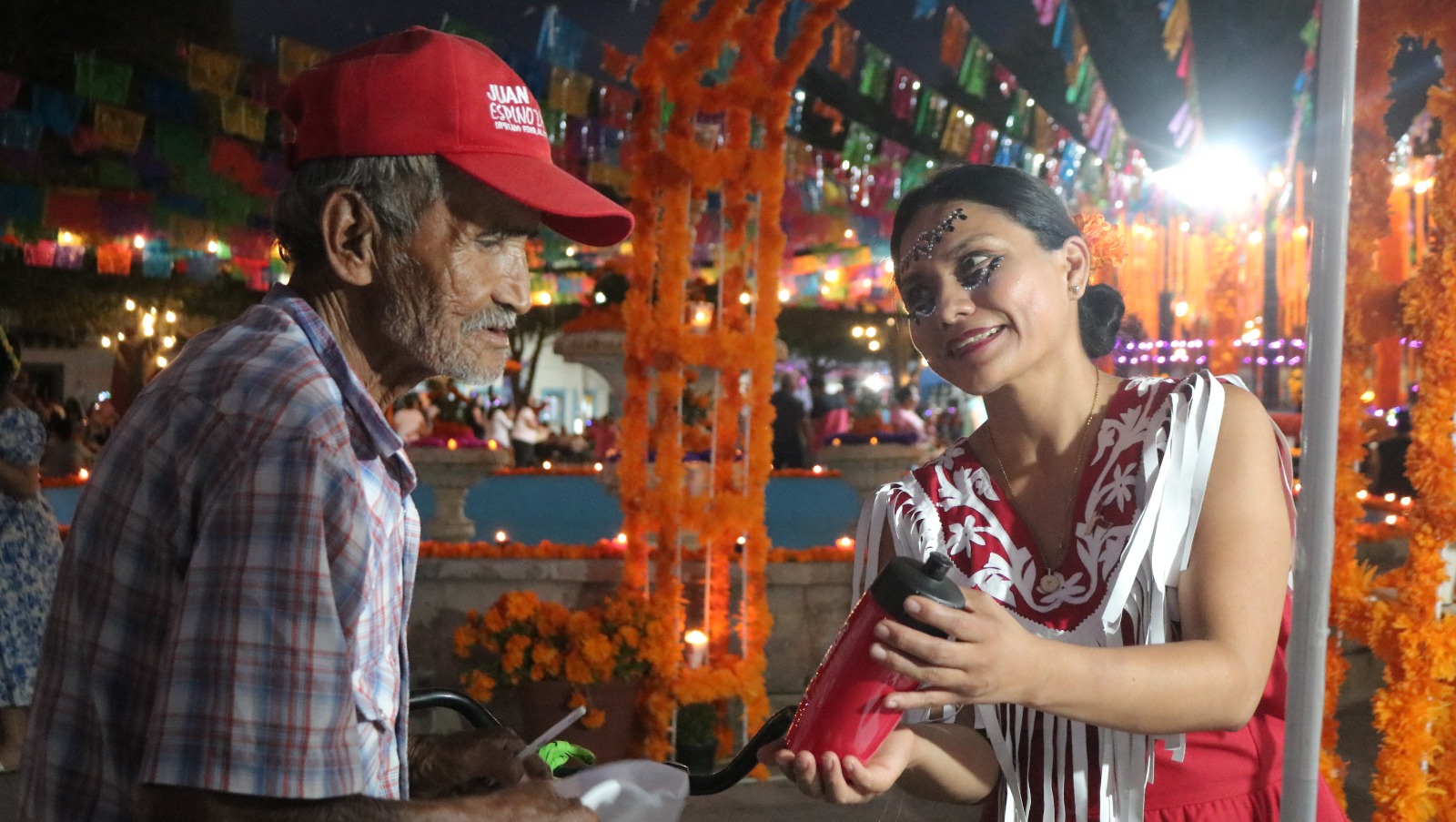 Tradiciones tamaulipecas representadas en Festival “Cempasúchil” en celebración del Ðía de Muertos en N.L.