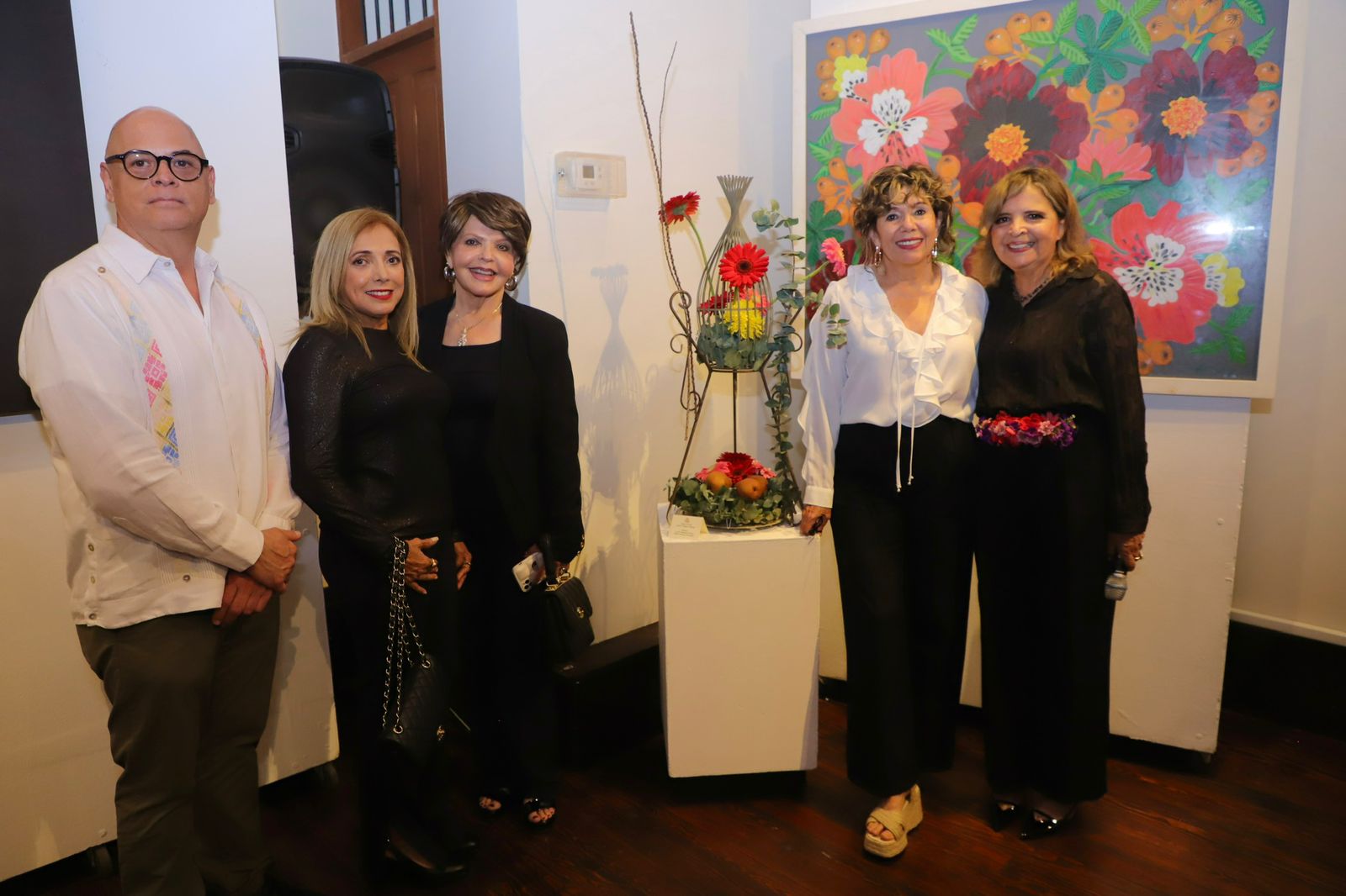 Inauguran exposición “Arte y Flores creación y naturaleza”