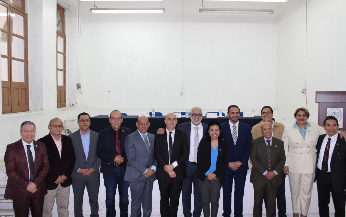 Fortalece la UAT liderazgo en asociación nacional de escuelas de veterinaria