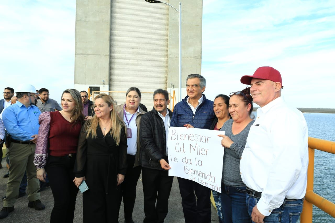 Dialoga Américo con representantes de la CILA y usuarios de la Presa Falcón
