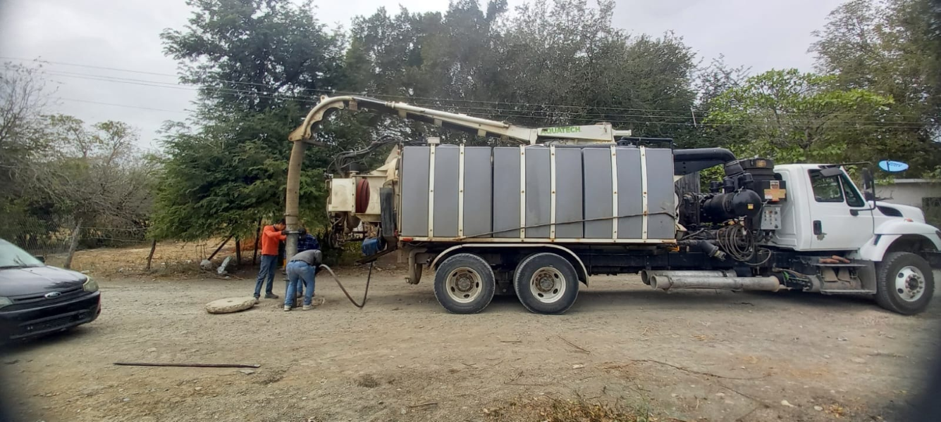 Intensifica Secretaría de Recursos Hidráulicos trabajos de saneamiento en diversos municipios de Tamaulipas