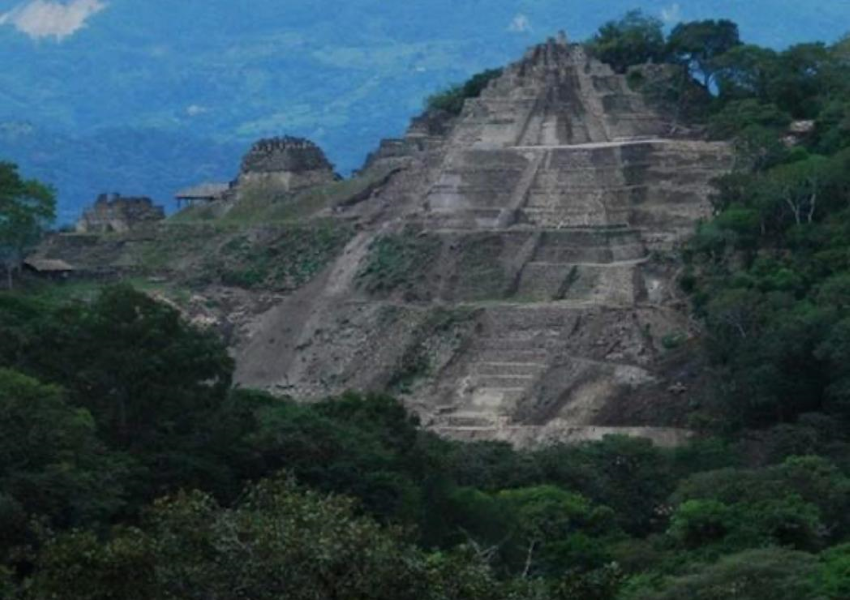 Pirámide de Toniná.