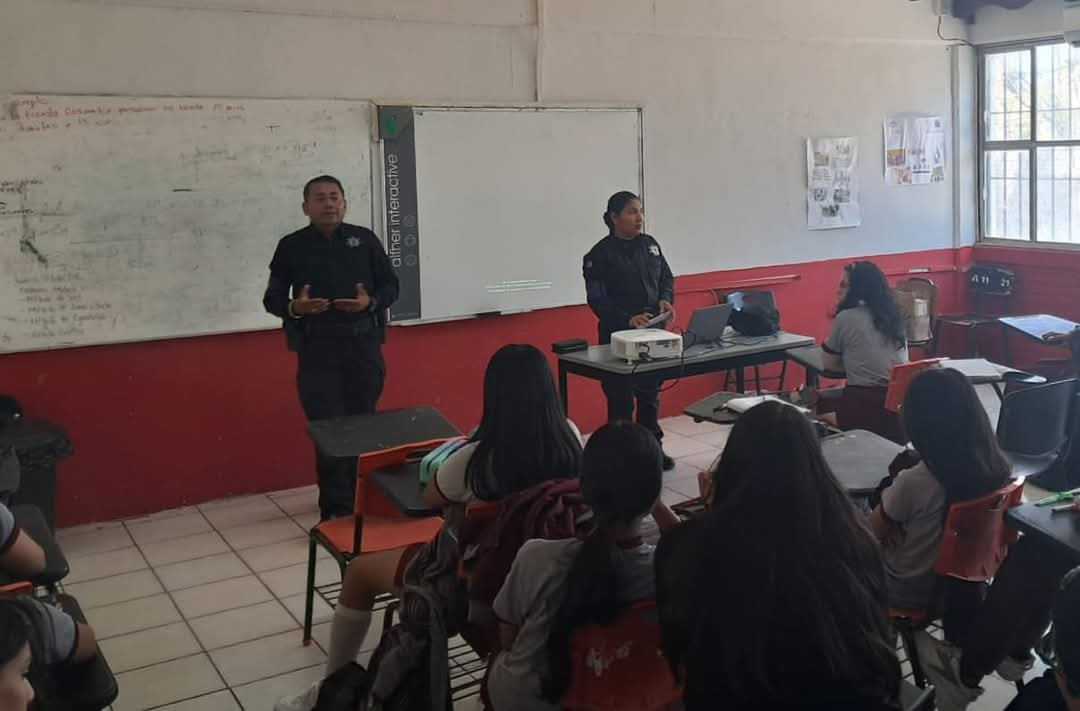Previene Guardia Estatal de Género adicciones y acoso escolar con talleres informativos.