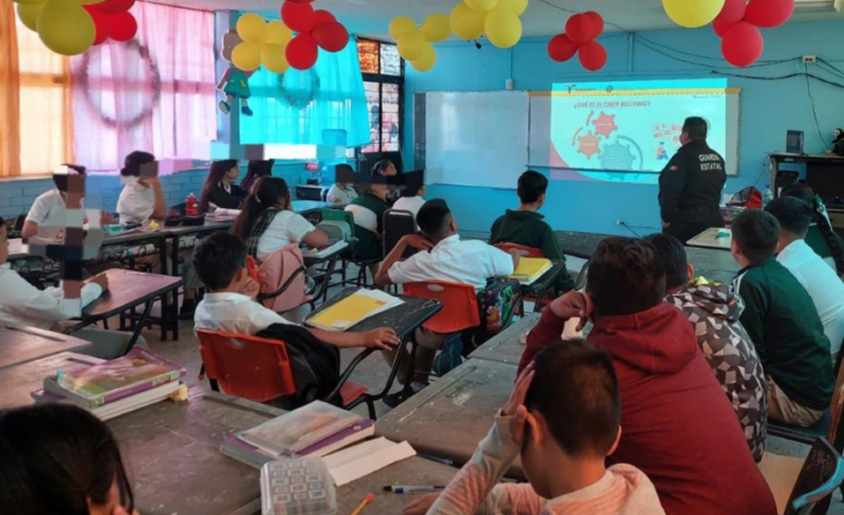 Reciben estudiantes de Reynosa visita y orientación de la Guardia Estatal de Género