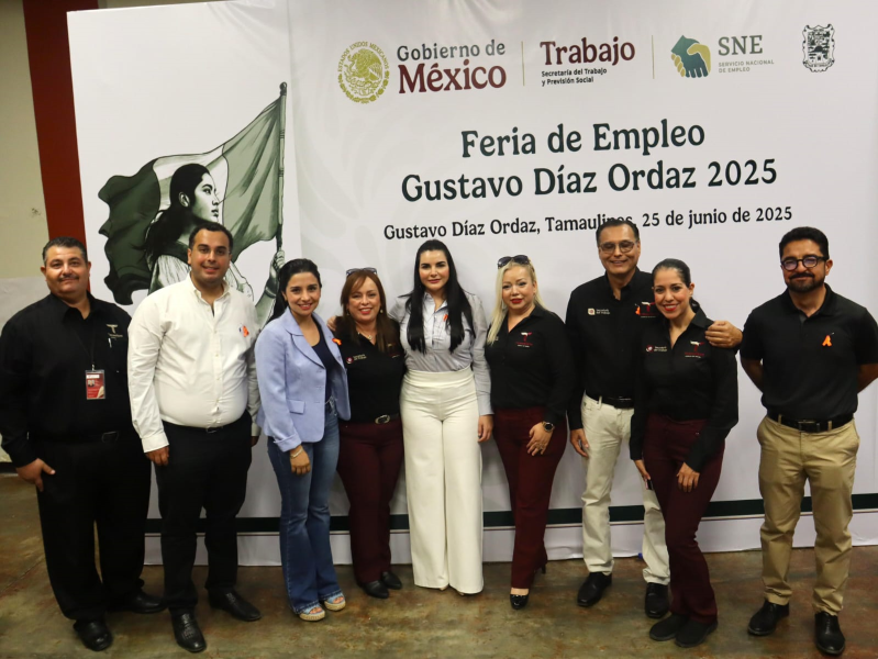 Desarrollan primera Feria del Empleo en Díaz Ordaz