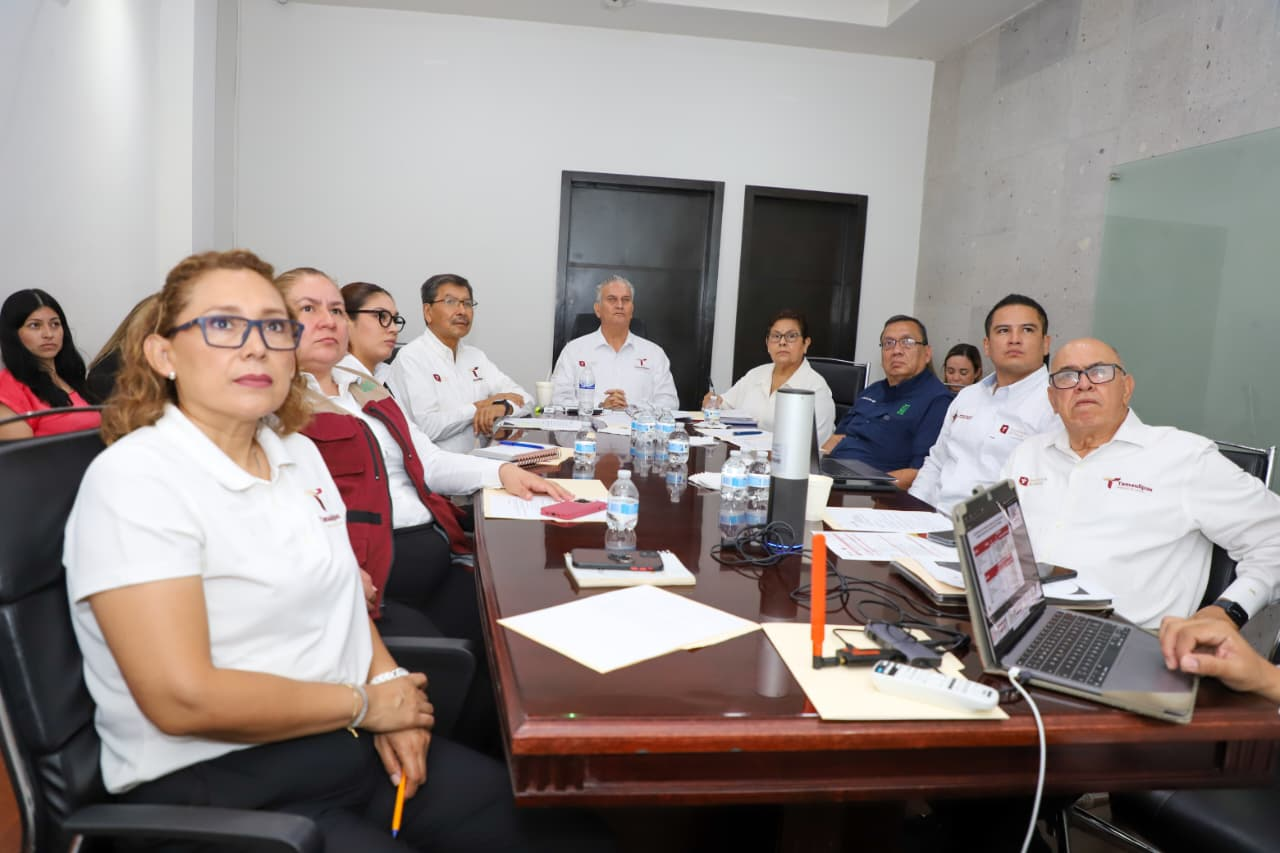 Fortalece SST Programa de Vacunación Universal.