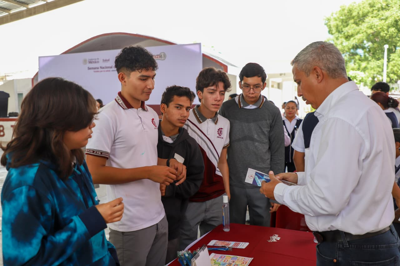 Realiza SST “Ferias de la Salud para el Adolescente”