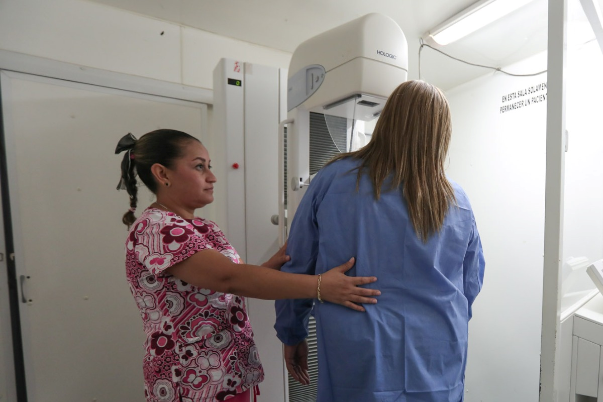 Invita DIF Tamaulipas a la campaña de prevención y detección de cáncer de mama “Observa, Toca y Acciona”