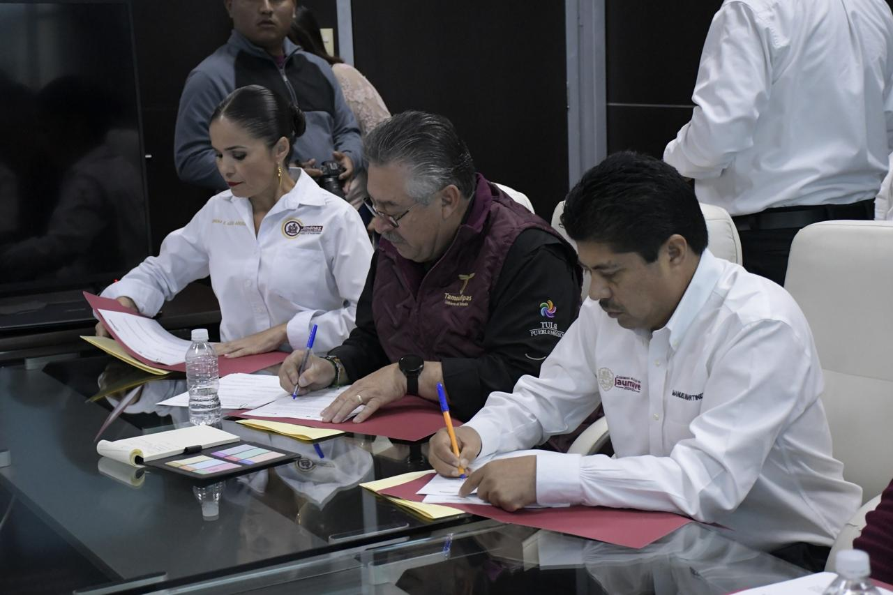 Firma de convenio fortalece el acceso a alimentos del mar a familias tamaulipecas