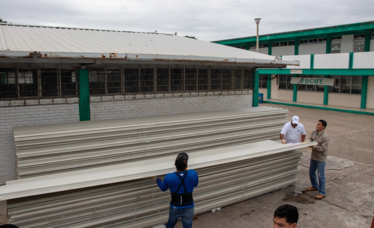 Renueva CONALEP infraestructura educativa en Tampico
