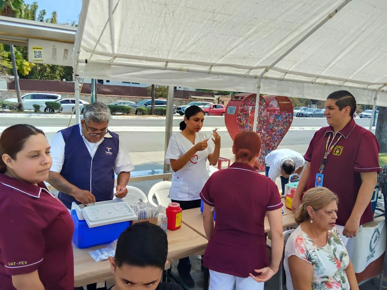 Avanza vacunación contra el sarampión; suman a la fecha 283 mil dosis aplicadas  -Con el apoyo del gobernador para reforzar acciones de prevención, Tamaulipas continúa con cero casos