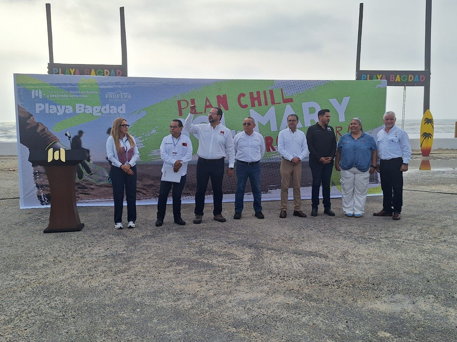 Promueve SET conciencia ambiental con limpieza costera en Playa Bagdad