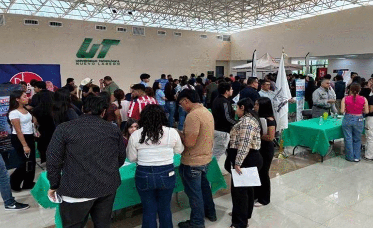 Fortalece UT Nuevo Laredo inserción laboral con Feria del Empleo y Estadías