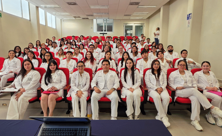 Egresados de Medicina de la UAT obtienen 276 plazas para  internado médico